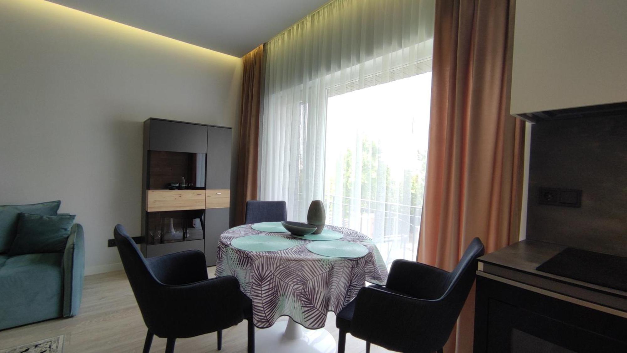 New J&R Apartment Near Girstutis, Free Private Parking & Self Check-In Kaunas Exterior photo