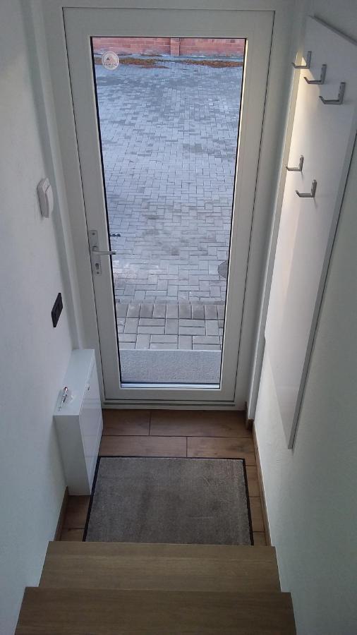 New J&R Apartment Near Girstutis, Free Private Parking & Self Check-In Kaunas Exterior photo